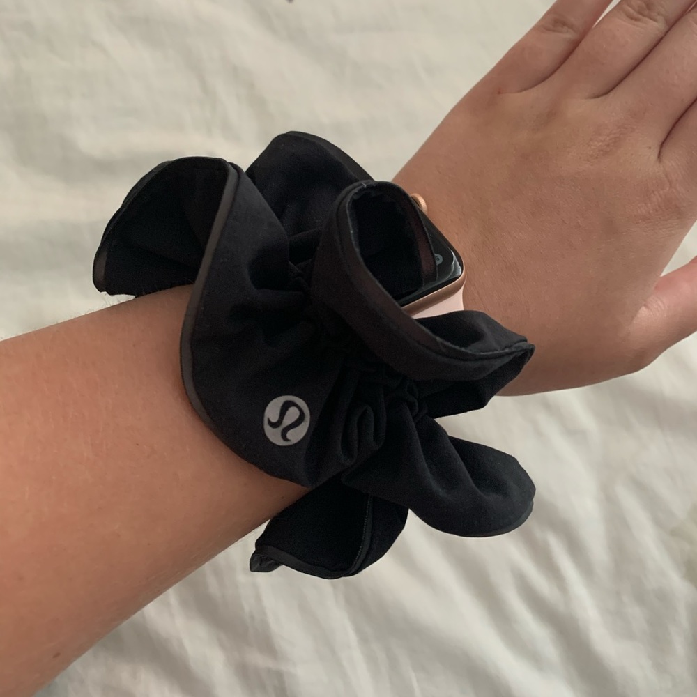 Lululemon Scrunchie